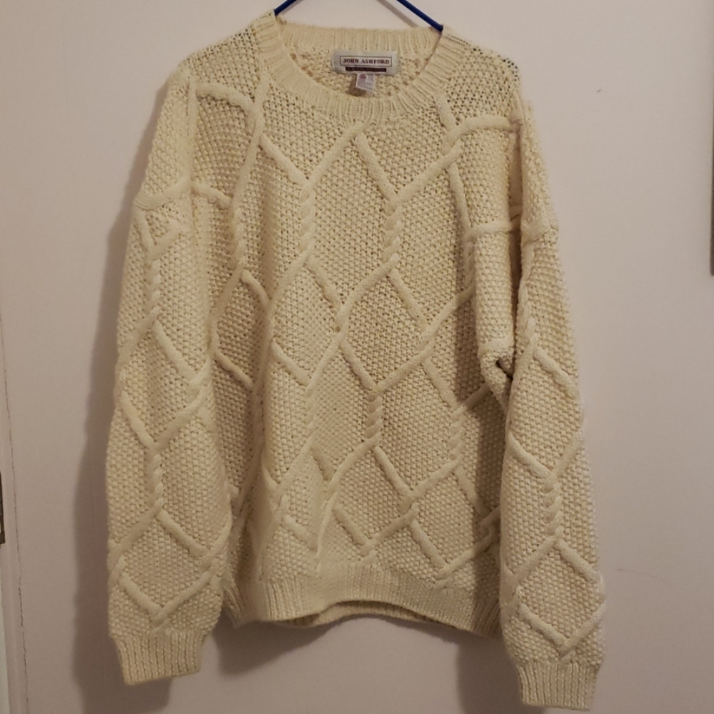 Honeycomb pattern sweater